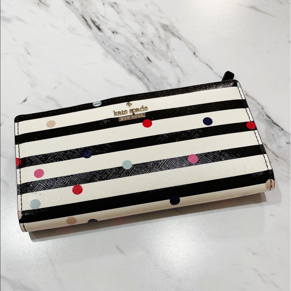 Black and White Stripe Kate Spade Wallet